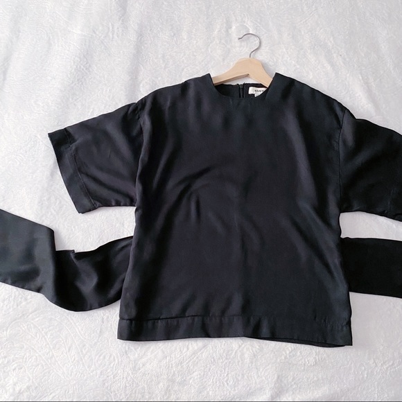 Black Tied Waist Wide Sleeve Blouse - Picture 3 of 11